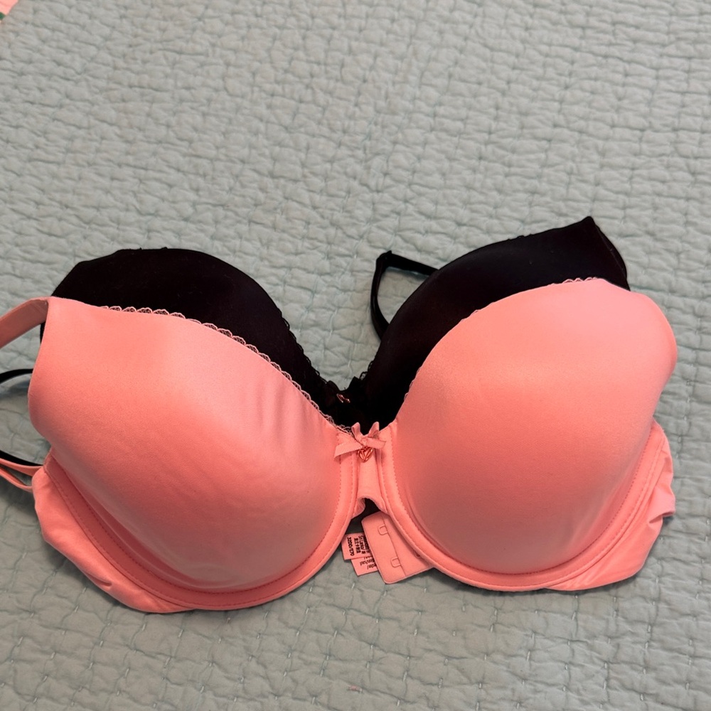 Set of 2 Victoria's Secret perfect coverage - Body By Victoria Bras